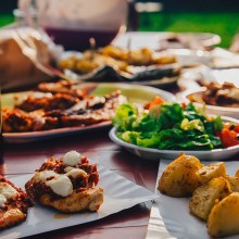 tapas, pinchos y canapés